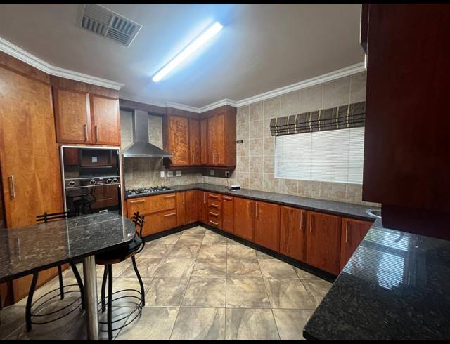4 BEDROOM GOLF ESTATE FOR SALE IN RUIMSIG